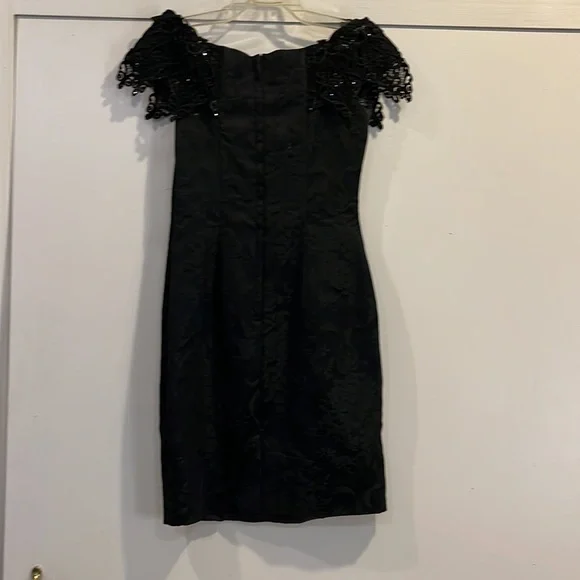 Scott McClintock, formal mini sequins dress - Picture 8 of 8